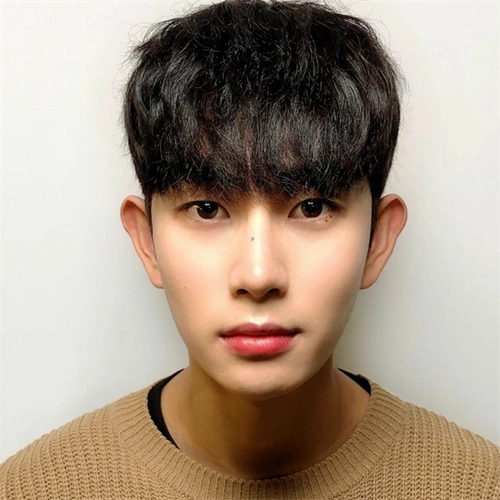 男生齐刘海短发 长脸男生发型推荐_发型脸型 - 美发站