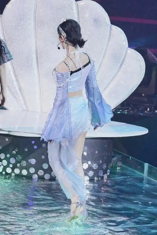 精灵公主许佳琪水上性感妩媚优雅写真89