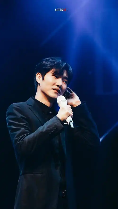 王晰超话丨#王晰2021全新专辑b面图景#丨@王晰-不再害怕或多或少.