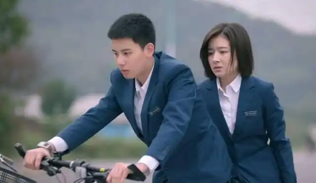 国剧盛典胡先煦李兰迪情歌对唱台下众明星全程姨母笑