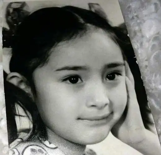 看过杨幂这些照片的人,都感叹她为什么会长残?