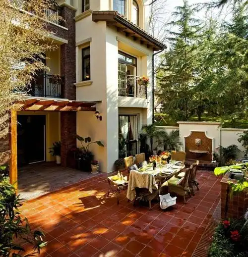 以上就是今天关于"如何将自家院子设计成小花园,27个自家院子景观设计