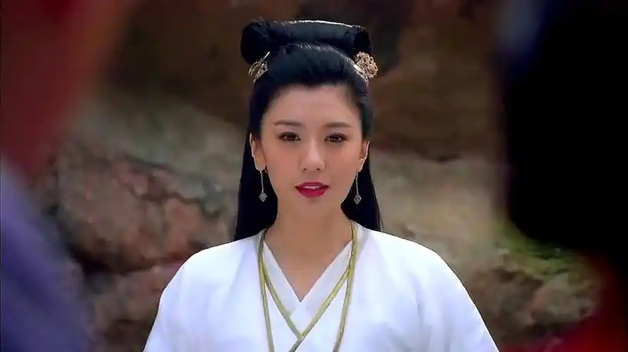 天龙八部:年轻时贾静雯真美,出演李秋水一身白衣,如同仙女下凡
