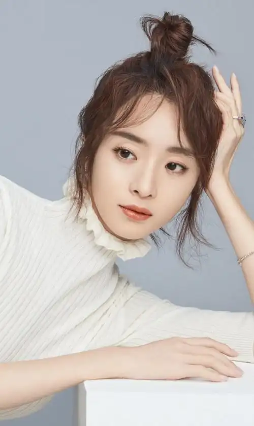 胡冰卿精美壁纸:佳人难再得,寻寻觅觅,冰卿映眼帘_高清图集_新浪网