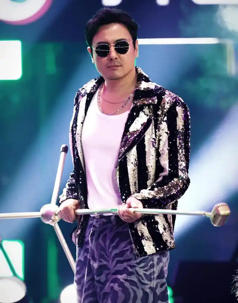 参与节目录制的嘉宾里面有我喜欢的沈腾和周也,真的好期待,有腾哥在的