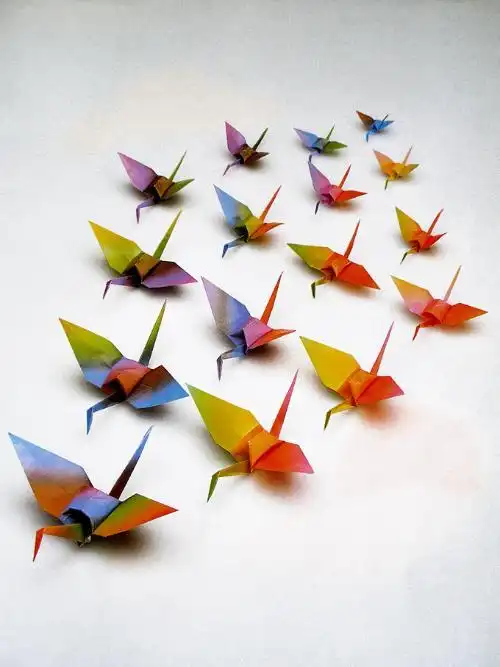 求漂亮的千纸鹤图片?