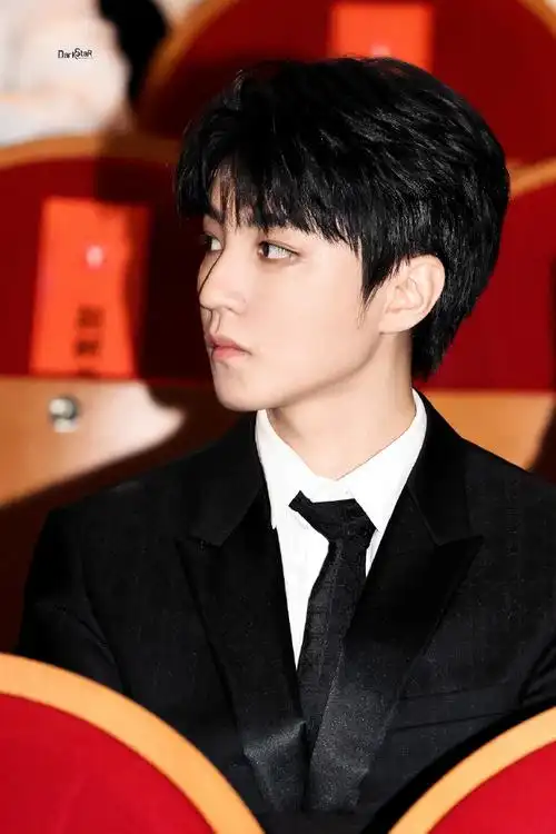 dark_star_王俊凯个人站