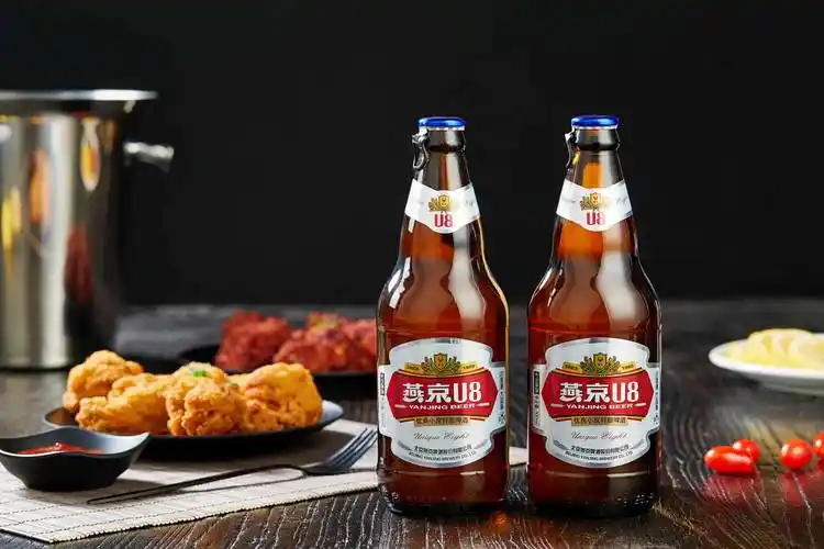 针对国内畅饮型啤酒普遍口感寡淡单一,风味不足问题,研发一款小度的