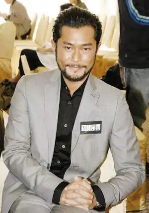 古天乐留起大胡子再战《无间道》