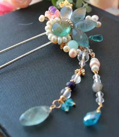 【傃心品】天然水晶蓝莹石珍珠多宝发簪子流苏步摇 汉服古装盘发-淘宝