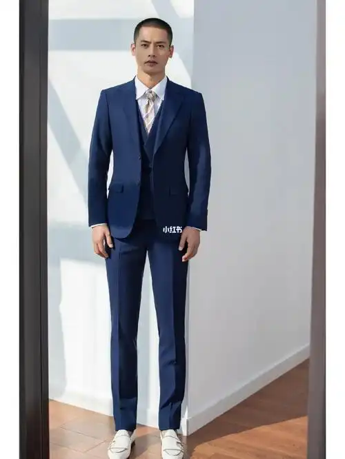 蓝色西装 74最受男士欢迎的颜色