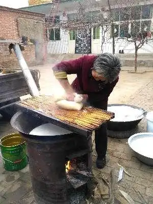 农村正宗的卤水点豆腐,就是这样做成的