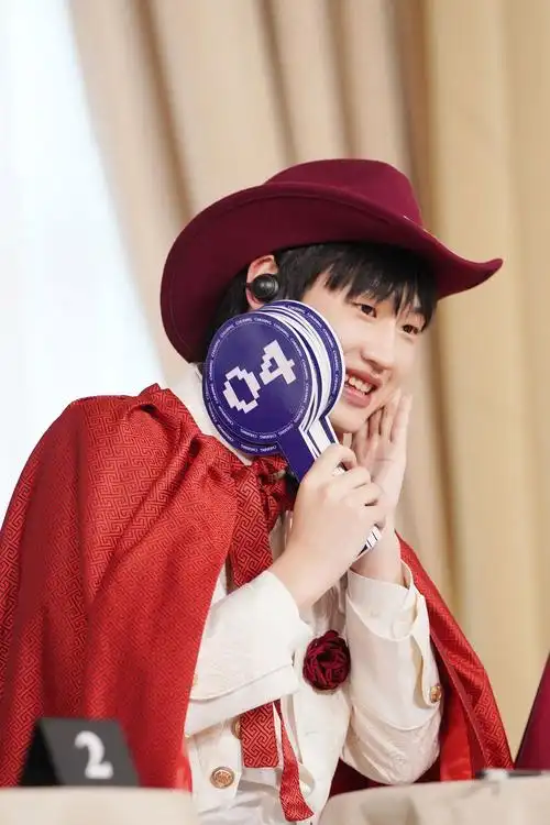 有ak刘彰的没有水印图片吗