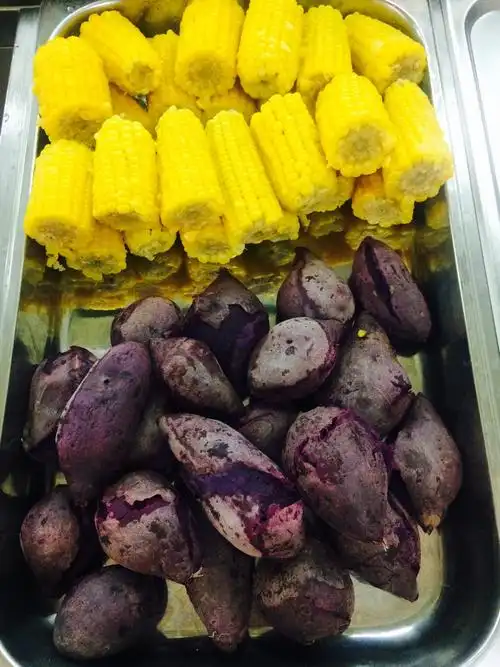 大食堂早餐菜品照片