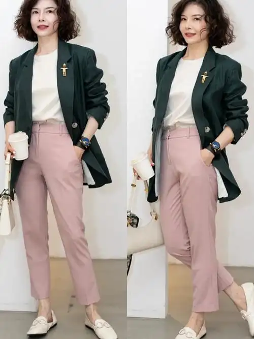 初夏不知穿什么颜色?看这位40岁姐姐的"粉色系"搭配,太年轻了_女人