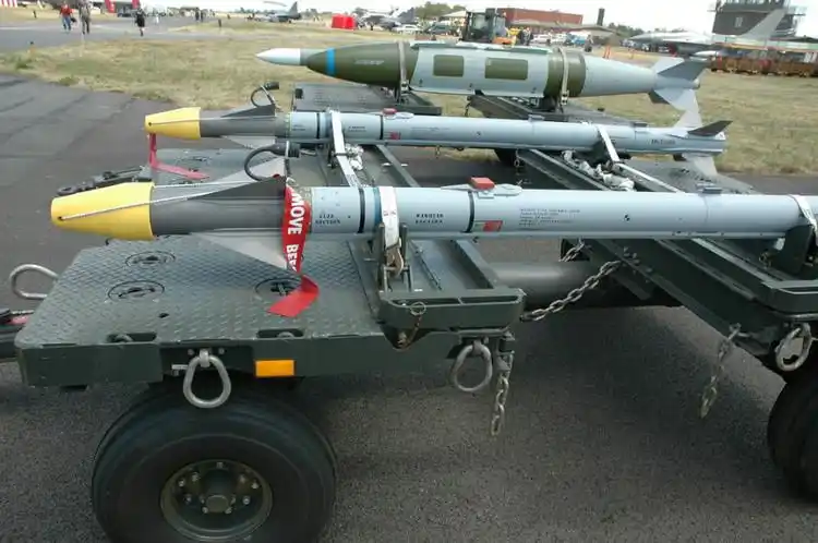 美军aim-9响尾蛇空空导弹《高清美图(157)》