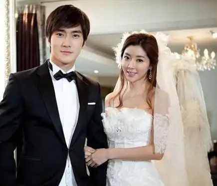 崔始源和谁结婚了老婆是谁 崔始源公开女友照片