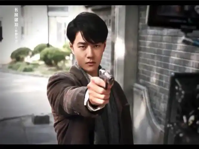 《追风者》关税保管权有多残酷, 王一博的演讲就有多不切实际_腾讯