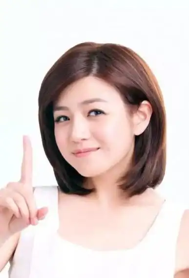 四方脸适合烫什么样的头发_适合四方脸的短发发型女士 - 乐享生活