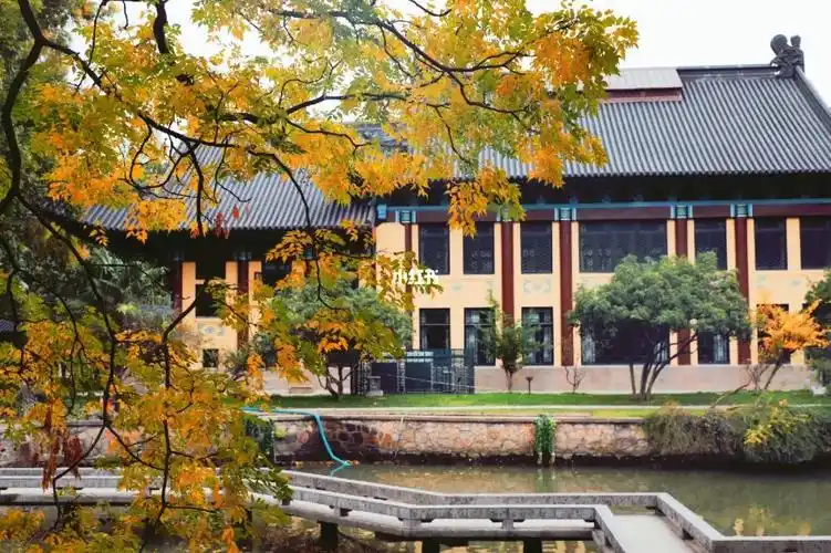 南师大随园的秋景