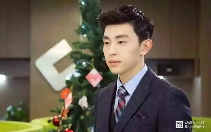 被问及杨紫李沁同时掉河里最不想救谁时邓伦的回答让人意想不到