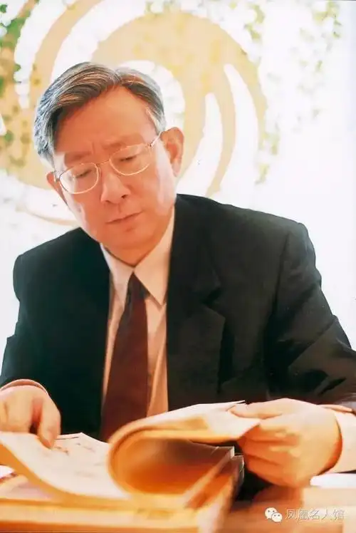 著名媒体人曹景行逝世多图回忆才华横溢的白发帅老师