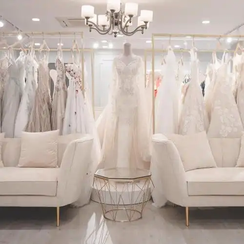 whitehouse初白婚纱礼服馆简介_whitehouse初白婚纱礼服馆店铺环境