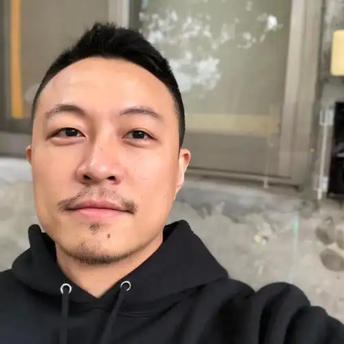 有没有喜欢胡子大叔的