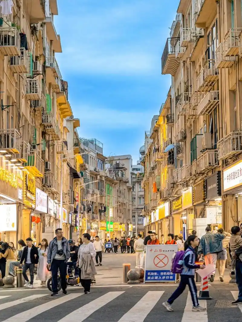 厦门中山路 08千万不能错过傍晚的浪漫.