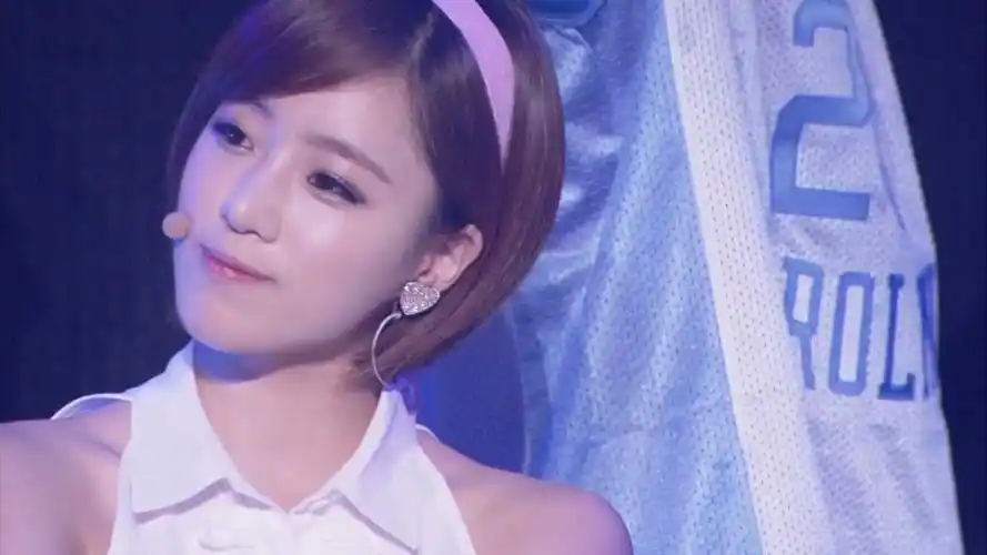 tara恩静(高清现场)