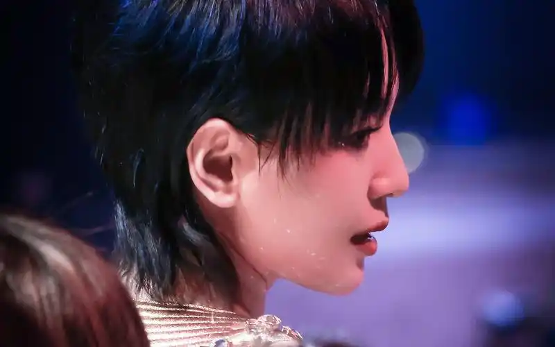 去伴奏 人声版 失语症 周笔畅作曲