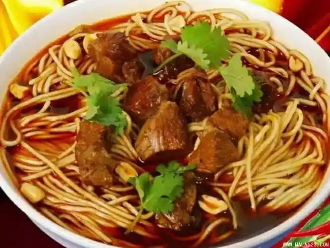 红汤牛肉面的做法_怎么做【百科介绍】_重庆小吃培训网