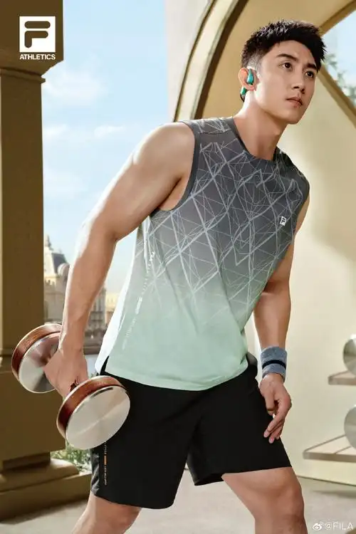 fila时尚运动代言人黄景瑜##fila glam-fitness##fila健康男士##flaa