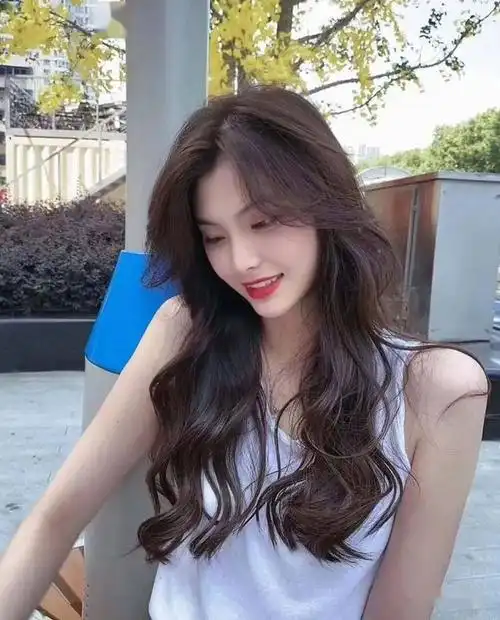 2021年烫" 法式烫",绝了!|复古|烫发|亚麻色|刘秀|流行_网易订阅