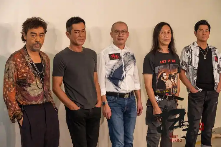 古天乐郭富城新片拍摄现场出意外飞车指导受重伤正在医院抢救