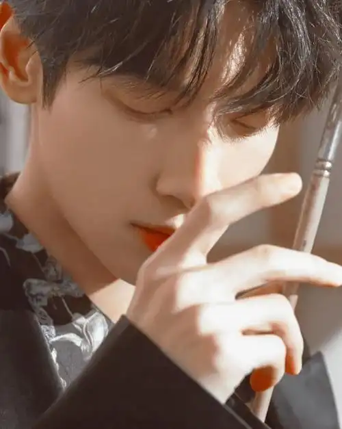 林彦俊许光汉王俊凯王一博白敬亭蔡徐坤龚俊易烊千玺紧急!