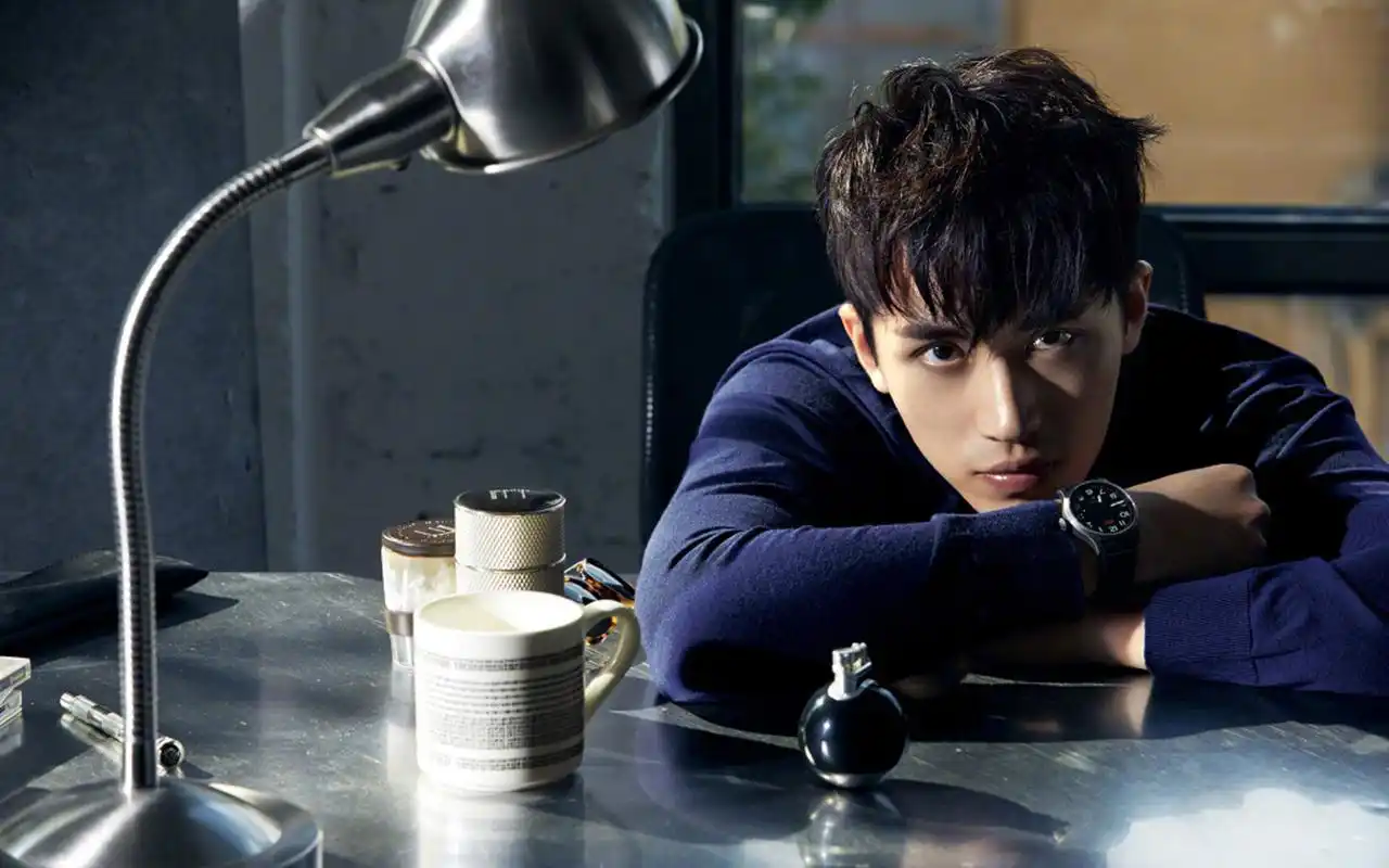 许魏洲酷帅有型时尚写真图片桌面壁纸