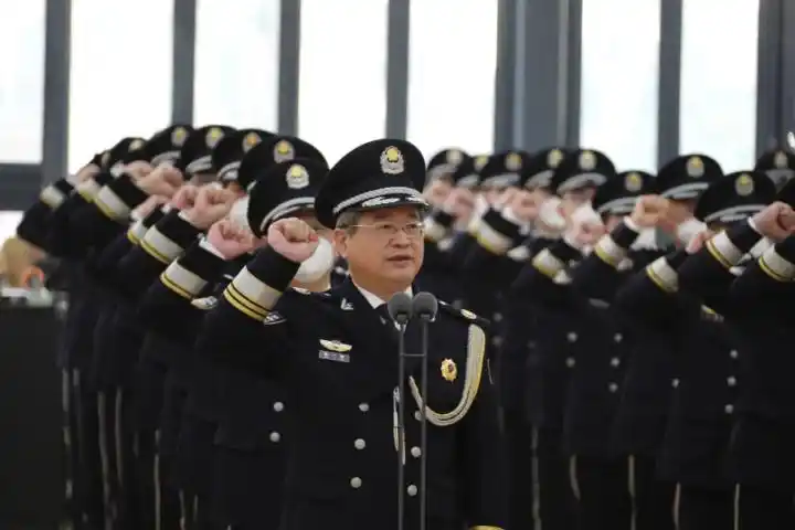 陈一新向全国国家安全机关人民警察致以节日问候