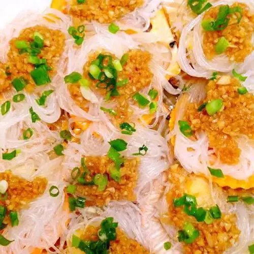 蒜蓉粉丝蒸扇贝的做法_蒜蓉粉丝蒸扇贝怎么做_雅蓝澜的菜谱_美食天下