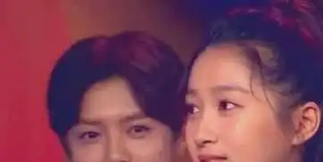 鹿晗公布恋情后发了四个字网友这话你是第一次说不脱粉了