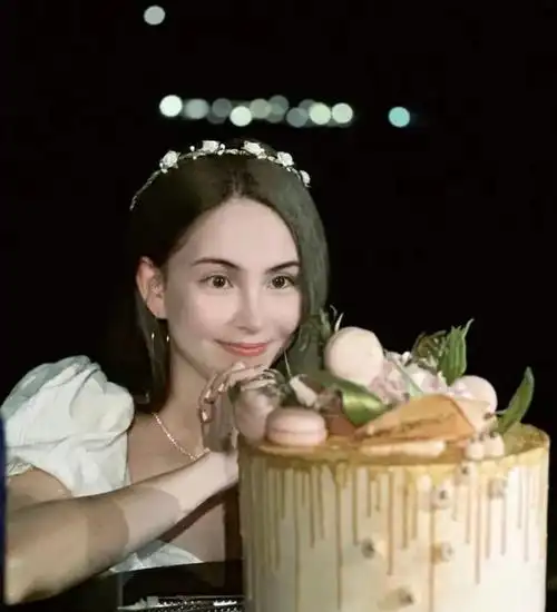 昆凌分享30岁第一天感受既是女人也是女孩被周杰伦宠爱好幸福