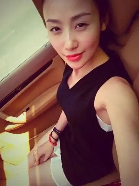 找了个小21岁妻子,结婚7年被败光家产,花千万"买"孩子抚养权|石洋子