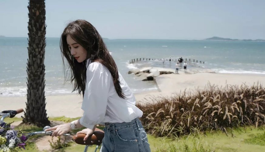 刘诗诗海边大片,清纯,青春,清洗心灵!