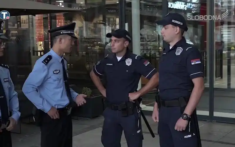 【1】中国警察在塞尔维亚联合巡逻( 2019年9月)