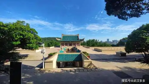 打卡中国最美的大学武汉大学