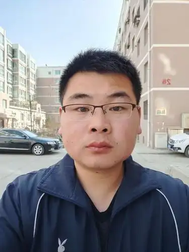 已回到小区,照个正脸照谢谢大家支持,请多多指教