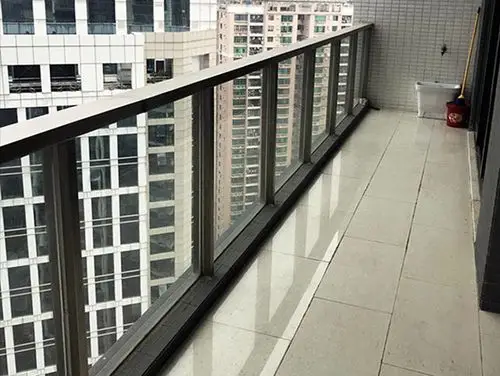 03 不锈钢烤漆楼梯扶手 fs-076