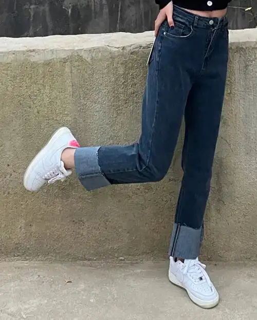 15888港味卷边牛仔裤只要两位数