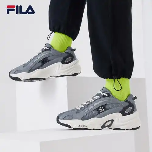 fila斐乐跑步鞋小豹鞋男鞋2020秋冬季新款轻便复古ins潮流运动鞋
