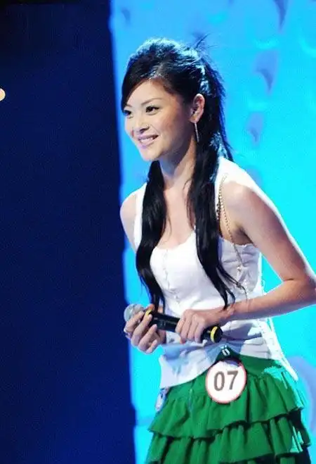 过气超女发胖不愁嫁 朱江与李湘前男友交往甚密